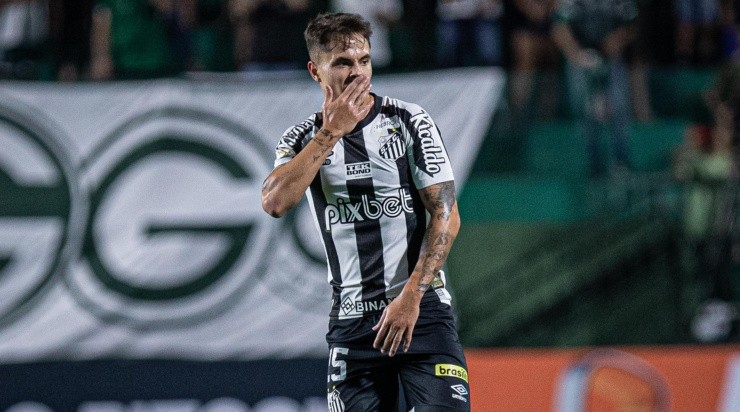 Foto: Isabela Azine/AGIF - Zanocelo: meia do Santos recebeu proposta do Inter
