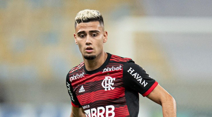 Jorge Rodrigues/AGIF - A. Pereira no Fla. 