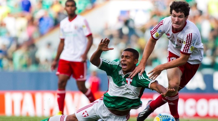 Foto:Daniel Vorley/AGIF - Jesus durante o jogo da eliminação.