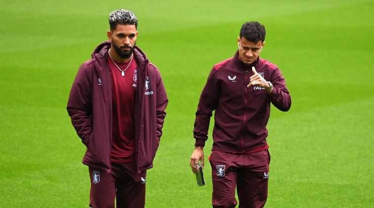 Foto: Stu Forster/Getty Images - Douglas Luiz joga com Coutinho no Aston Villa.
