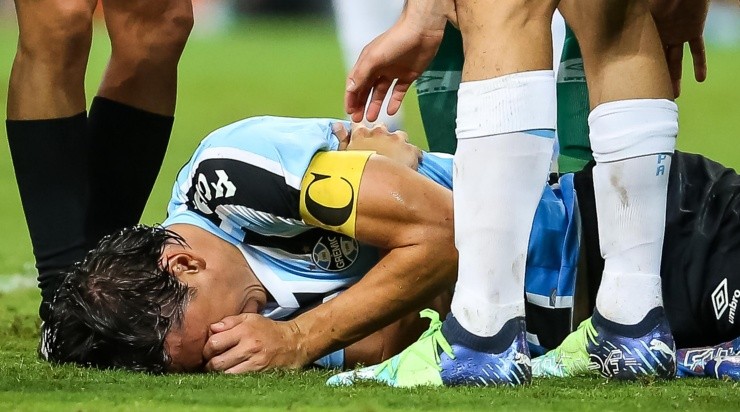 Foto: Pedro H. Tesch/AGIF - Geromel é referência no elenco do Grêmio. Foto: Pedro H. Tesch/AGIF - Geromel é referência no elenco do Grêmio.