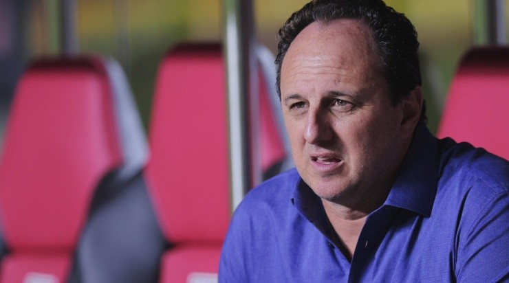 Foto: Ettore Chiereguini/AGIF - Rogério Ceni espera que o São Paulo ainda reforce seu elenco Foto: Ettore Chiereguini/AGIF - Rogério Ceni espera que o São Paulo ainda reforce seu elenco