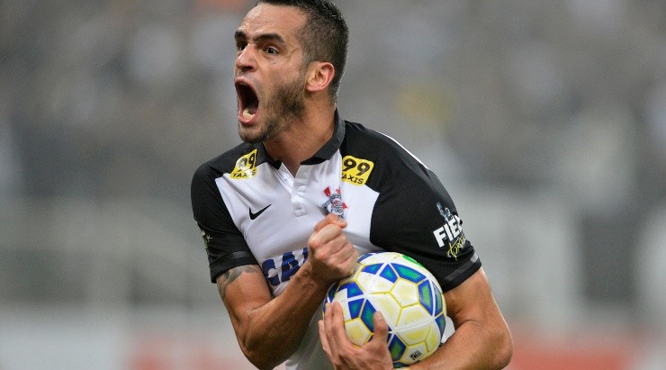 Foto: Mauro Horita/AGIF - Renato Augusto foi o melhor jogador do Brasileirão de 2015