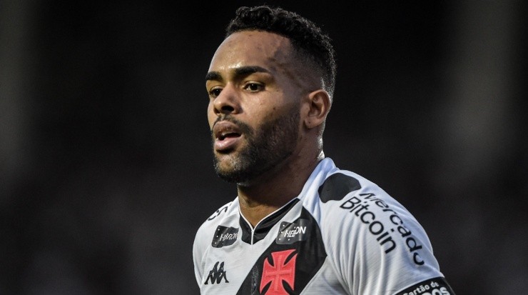 Foto: Thiago Ribeiro/AGIF - Alex Teixeira: meia chegou a acerto com o Vasco