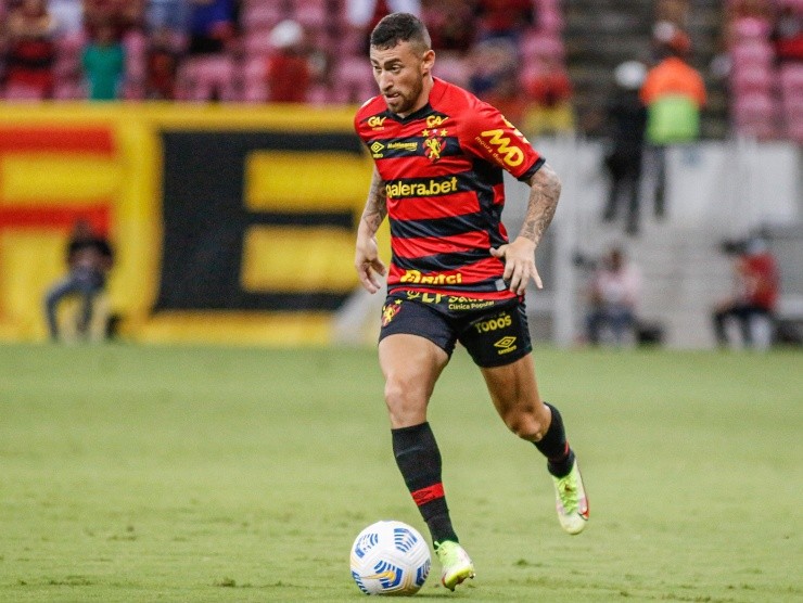 Paulo Paiva/AGIF – Paulinho Moccelin atuando pelo Sport em 2021