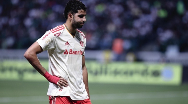 Foto: Ettore Chiereguini/AGIF - Saída de Kaique Rocha deixou carência na defesa colorada