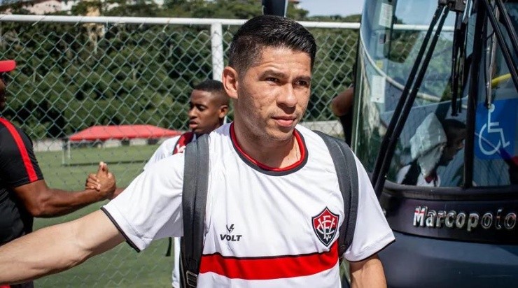 Foto: Pietro Carpi / E.C. Vitória - Osvaldo acertou com o Vitória na metade de dezembro.