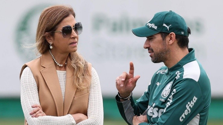 Foto: Cesar Greco/Palmeiras/Divulgação - Leila Pereira e Abel Ferreira: Palmeiras busca mais de um reforço no mercado
