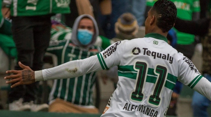 Foto: Robson Mafra/AGIF - Alef Manga vai ter concorrentes na sua posição.