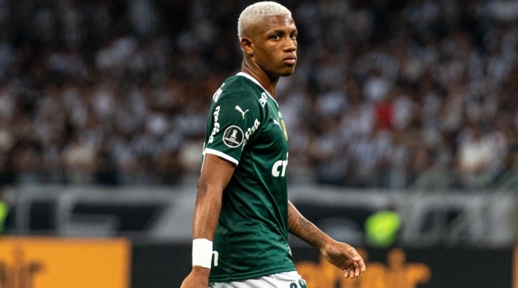 Foto: Alessandra Torres/AGIF - Palmeiras vendeu o volante Danilo