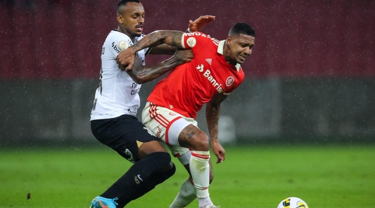 Foto: Pedro H. Tesch/AGIF - Torcida do Bragantino ficou feliz com a ida de David para o São Paulo