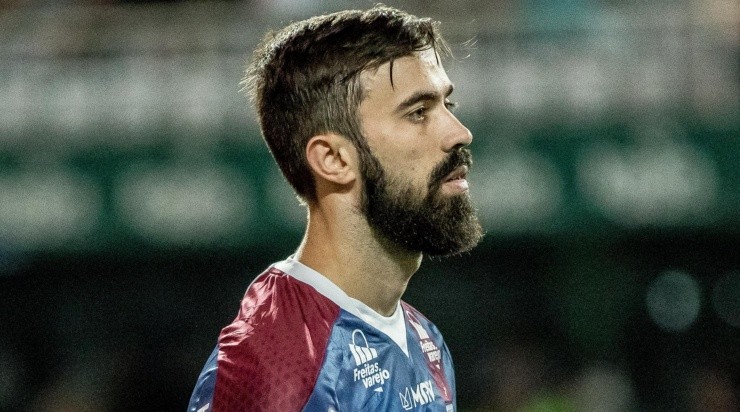 Foto: Robson Mafra/AGIF - Matheus Vargas ainda pertence ao Fortaleza