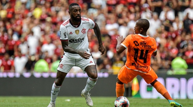 Foto: Thiago Ribeiro/AGIF - Gerson foi o principal reforço até aqui. 