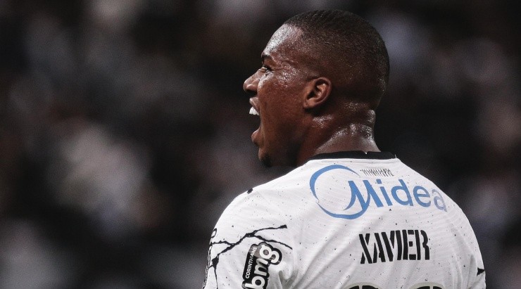 Foto: Ettore Chiereguini/AGIF - Xavier não convenceu no elenco profissional do Corinthians.