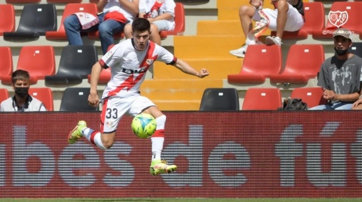 Foto: Divulgação / Rayo Vallecano - Fran García: lateral irá retornar ao Real Madrid