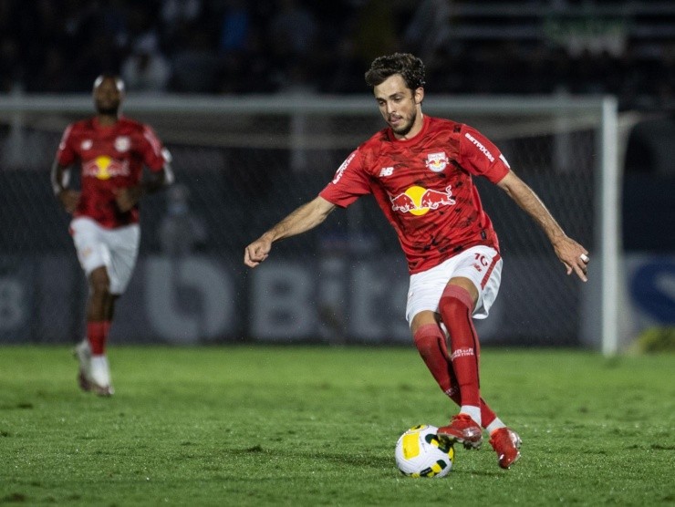 Diogo Reis/AGIF – Hyoran atuando pelo Bragantino em 2022