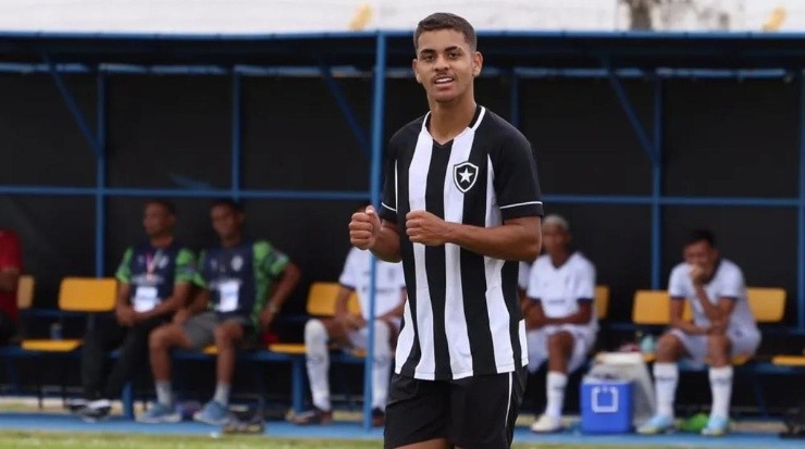 Foto: Henrique Lima/BFR/Divulgação - Sapata: jovem foi adquirido pelo Botafogo