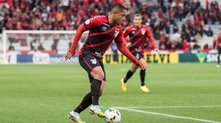 Foto: Robson Mafra/AGIF - Vitor Roque: um dos destaques do Athletico em 2022 Foto: Robson Mafra/AGIF - Vitor Roque: um dos destaques do Athletico em 2022