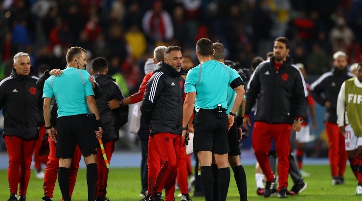 Foto: Michael Steele/Getty Images - Treinador reclamou muito da arbitragem no Mundial.