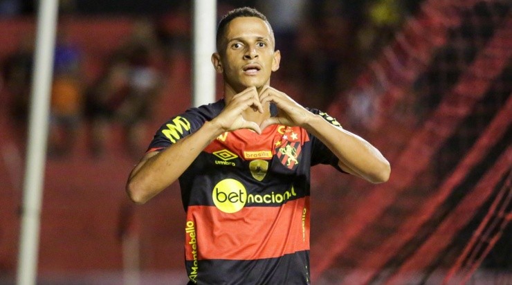 Foto: Rafael Vieira/AGIF - Luciano Juba: na mira do Fluminense