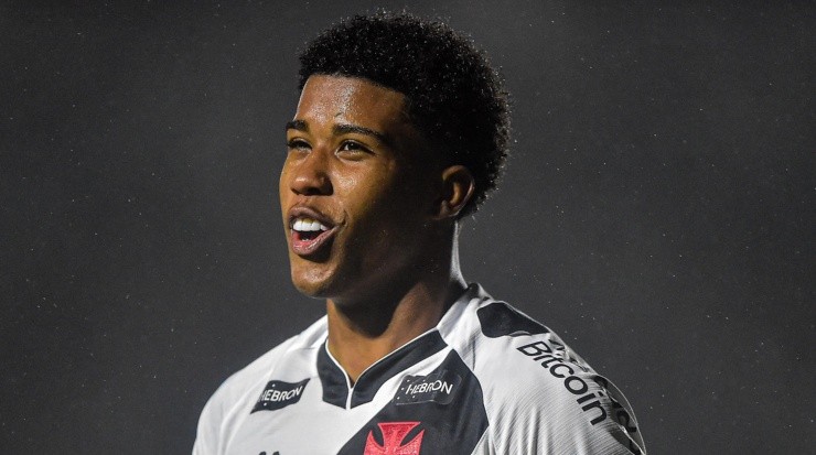 Foto: Thiago Ribeiro/AGIF - Jornalista revelou que Andrey prefere atuar pelo Palmeiras 