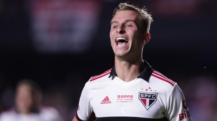 Foto: Ettore Chiereguini/AGIF - Galoppo: argentino voltou a ser destaque do São Paulo Foto: Ettore Chiereguini/AGIF - Galoppo: argentino voltou a ser destaque do São Paulo