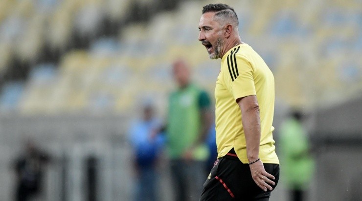 Foto: Thiago Ribeiro/AGIF - VP ainda não conquistou os torcedores do Mengo.