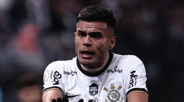 Foto: Ettore Chiereguini/AGIF - Fausto Vera foi reserva no último dérbi. Foto: Ettore Chiereguini/AGIF - Fausto Vera foi reserva no último dérbi.