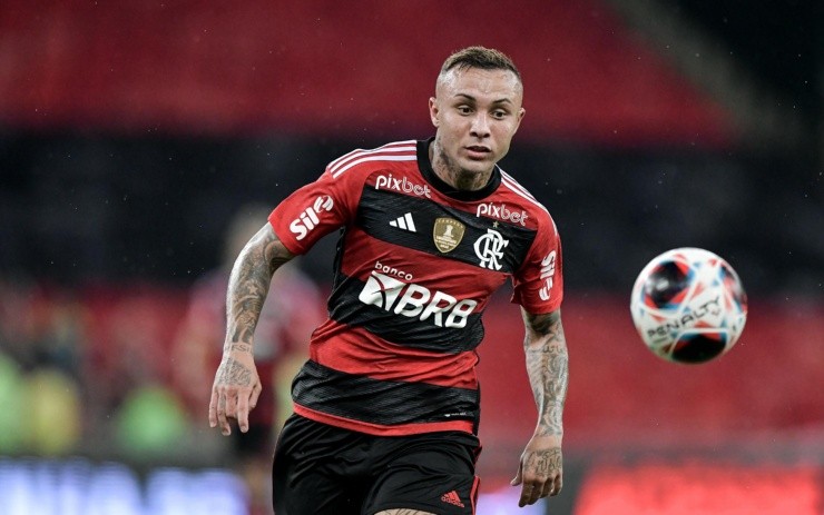 Thiago Ribeiro/AGIF – Everton Cebolinha atuando pelo Flamengo