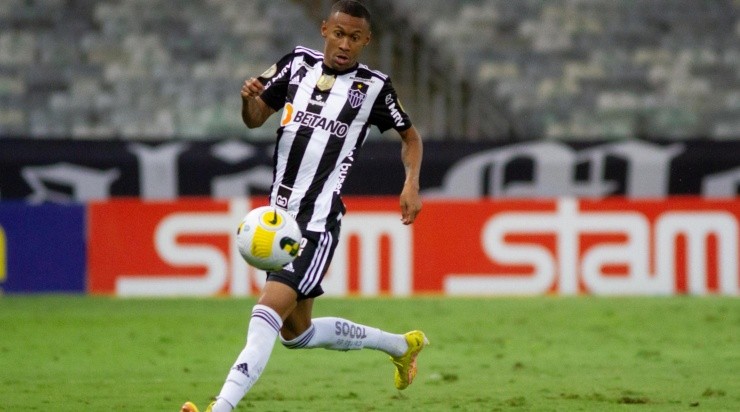 Foto: Fernando Moreno/AGIF - Ademir: atacante não descarta deixar o Atlético-MG Foto: Fernando Moreno/AGIF - Ademir: atacante não descarta deixar o Atlético-MG