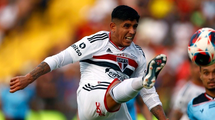 Foto: Thiago Calil/AGIF - Alan Franco foi criticado por alguns torcedores