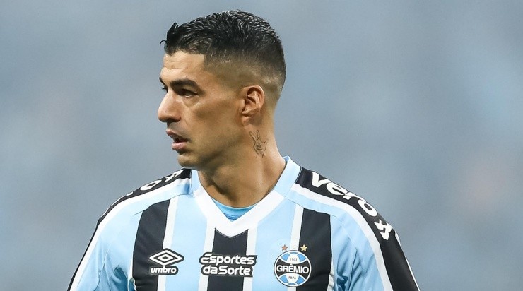 Foto: Pedro H. Tesch/AGIF - Suárez foi recusado por olheiros.