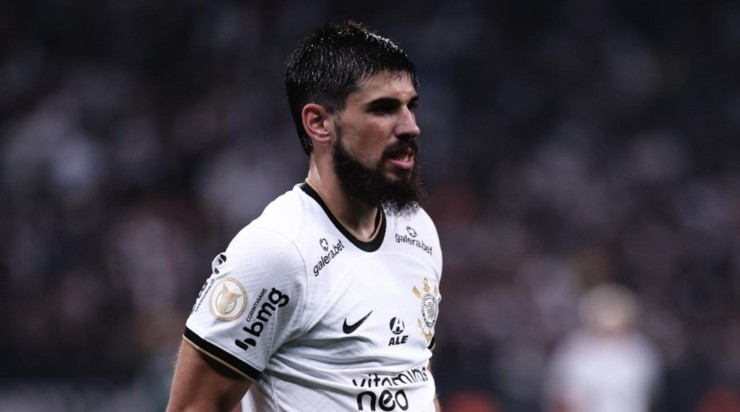 Foto: Ettore Chiereguini/AGIF - Zagueiro é valorizado no mercado.