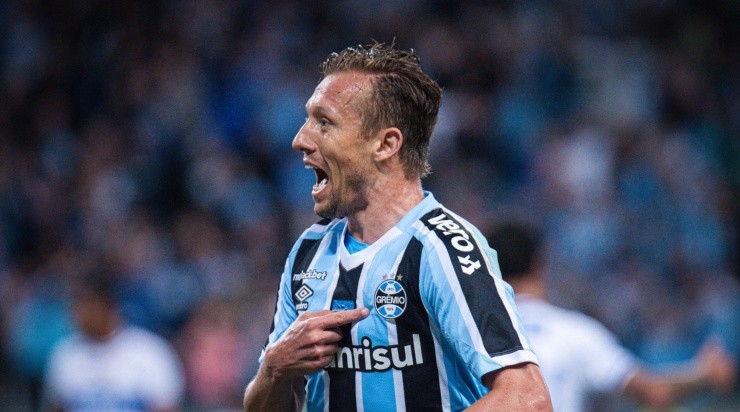 Foto: Maxi Franzoi/AGIF - Veterano quer voltar 100% ao Grêmio.