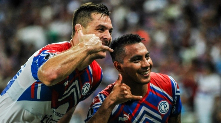 Foto: Kely Pereira/AGIF - Churín marcou o único tento da partida.