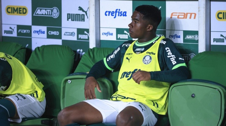 Foto: Ettore Chiereguini/AGIF - Endrick ficou no banco contra o São Bernardo