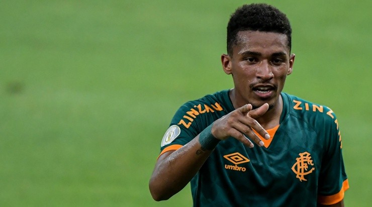 Foto: Thiago Ribeiro/AGIF - Marcos Paulo: atacante foi revelado no Fluminense