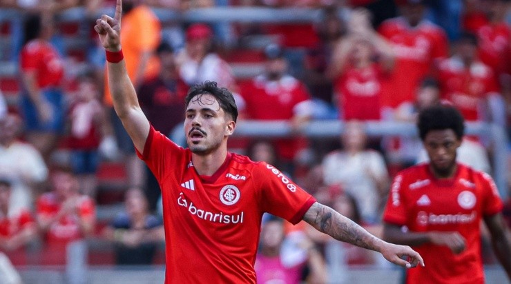 Foto: Maxi Franzoi/AGIF - Maurício: empresário garante que Corinthians tem interesse no meia