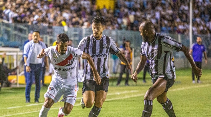 Foto: Lucas Emanuel/AGIF - Chay é outro que não estará disponível.