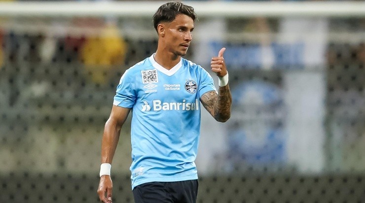 Foto: Pedro H. Tesch/AGIF - Ferreira: na mira do Botafogo