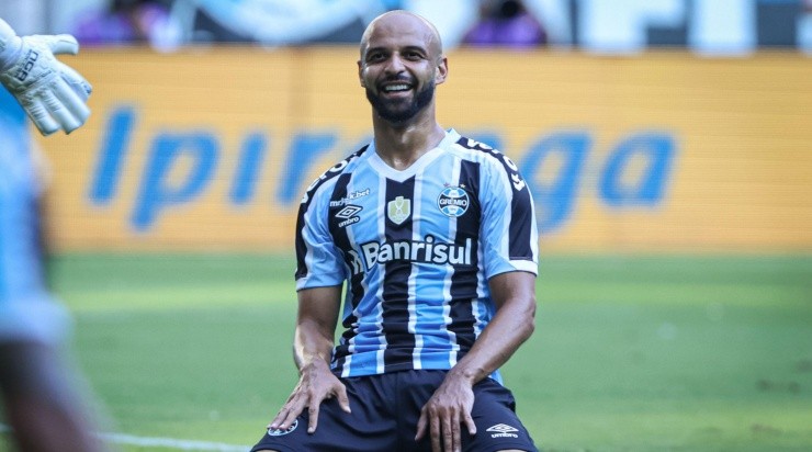 Foto: Maxi Franzoi/AGIF - Thaciano: meia está na mira do Bahia