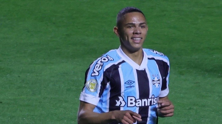 Foto: Marcello Zambrana/AGIF - Vanderson nos seus tempos de Grêmio Foto: Marcello Zambrana/AGIF - Vanderson nos seus tempos de Grêmio