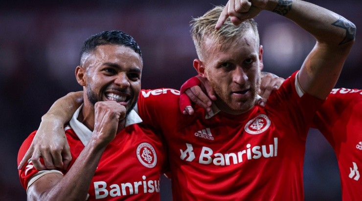 Foto: Maxi Franzoi/AGIF - Apenas um deles deve começar jogando contra o Caxias. Foto: Maxi Franzoi/AGIF - Apenas um deles deve começar jogando contra o Caxias.