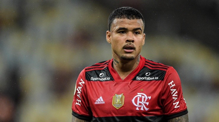 Foto: Thiago Ribeiro/AGIF - Kenedy pode acabar pintando no Vasco