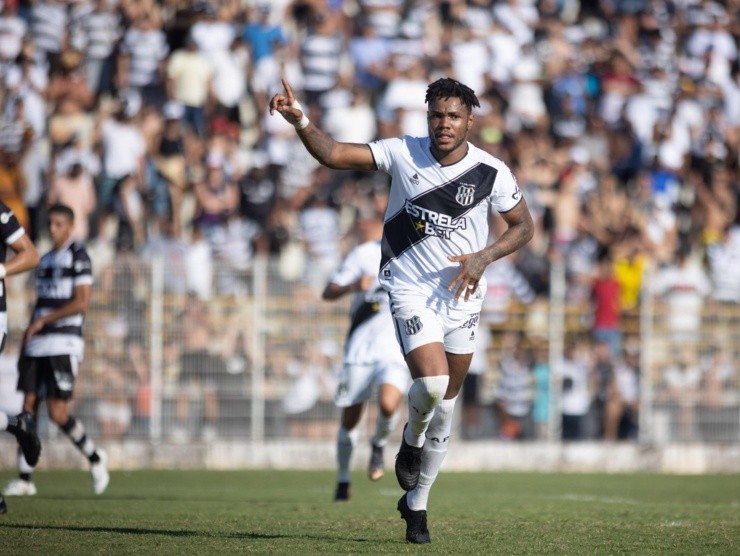 Diogo Reis/AGIF – Matheus Jesus atuando pela Ponte Preta