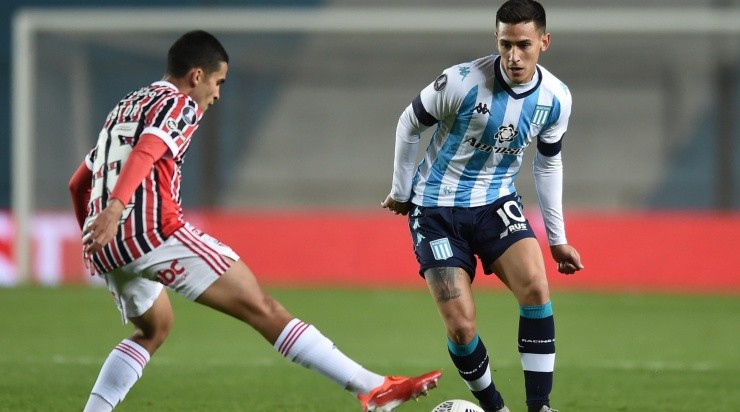 Foto: Marcelo Endelli/Getty Images/Argentina - Matías Rojas: meia está na mira do Botafogo