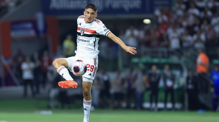 Foto: Marcello Zambrana/AGIF - Pablo Maia: jogador já teve a possibilidade de deixar o Tricolor