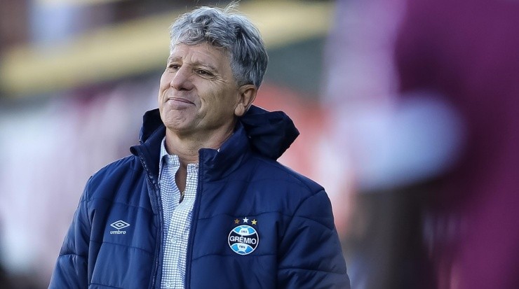 Foto: Pedro H. Tesch/AGIF - Renato Gaúcho pode ganhar reforços de peso em 2024