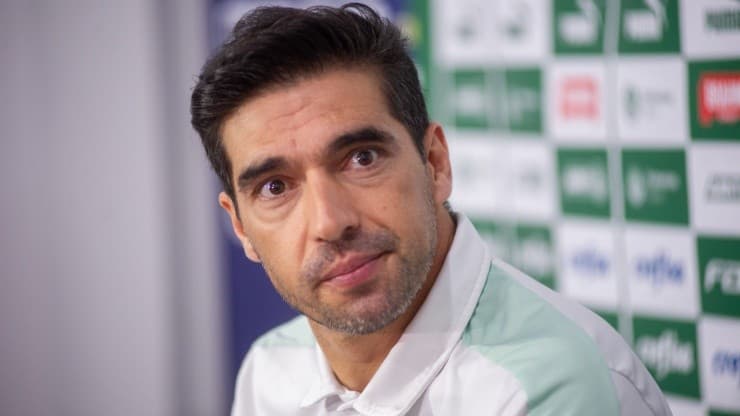 Marcos Zanutto/AGIF - Abel Ferreira habla del futuro del Palmeiras