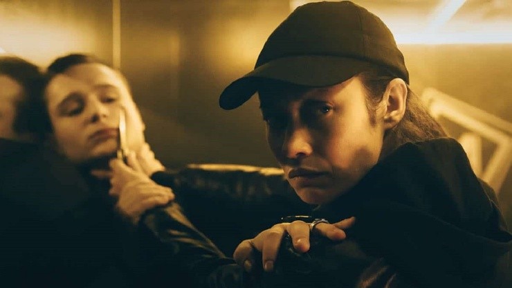 Cena de "A Sentinela", novo filme francês da Netflix estrelado por Olga Kurylenko